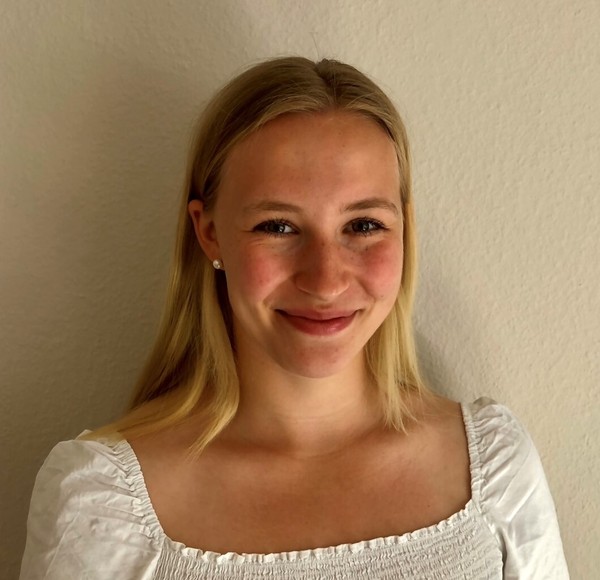 Portraitfoto von Sina Hübenthal