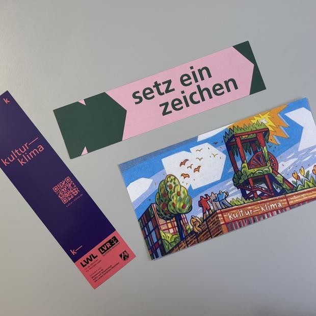 Lesezeichen und Postkarte von kultur-klima Lesezeichen und Postkarte von kultur-klima