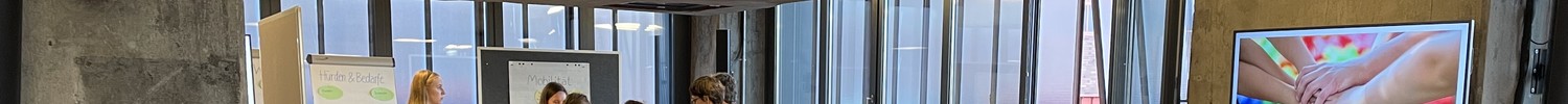 Raumansicht: Arbeitsgruppe beim Netzwerktreffen im Kokskohlenbunker des Ruhr Museums, Essen