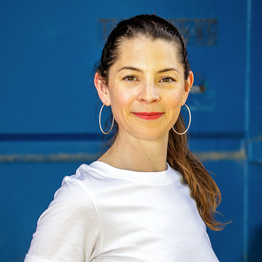 Portraitfoto von Tabea Leukhardt
